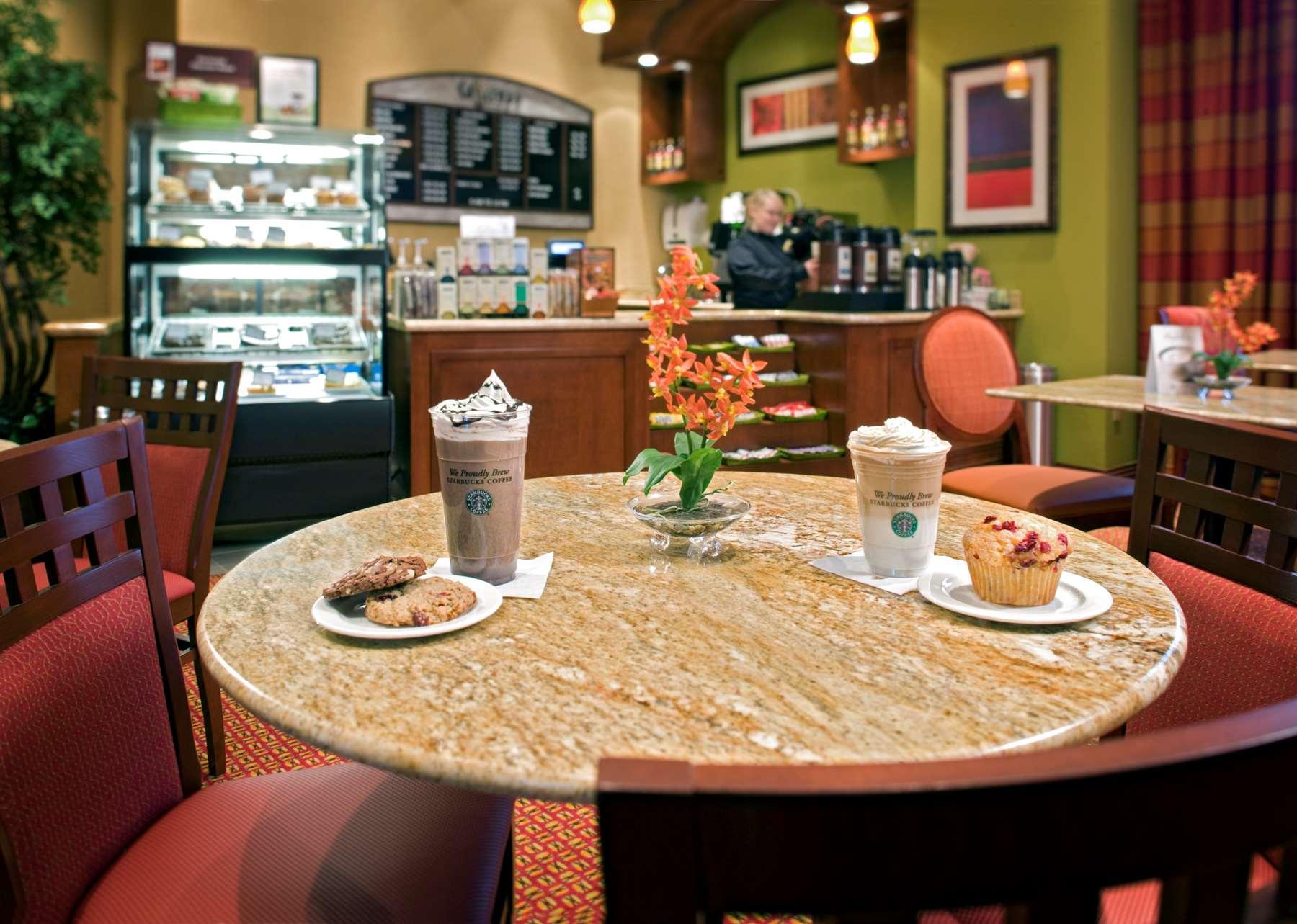 Embassy Suites East Peoria Hotel And Riverfront Conference Center מראה חיצוני תמונה